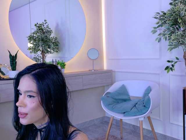 EmmaaFoster live cam on BongaCams