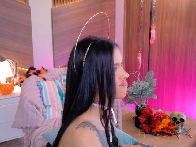 EmmaaFoster live cam on BongaCams
