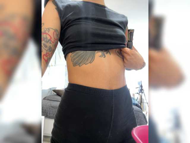 EmmaaFoster live cam on BongaCams