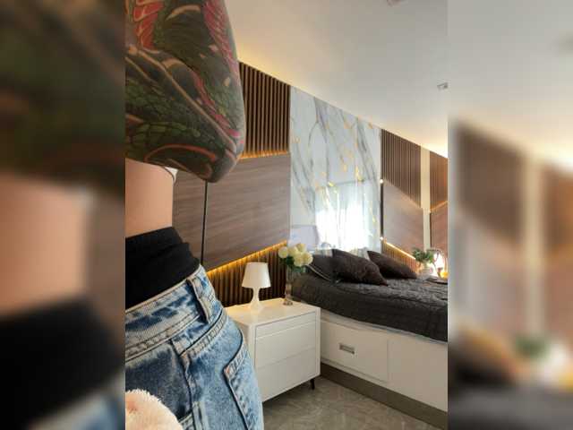 EmmaaFoster live cam on BongaCams