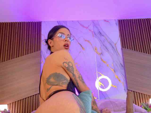 EmmaaFoster webcam