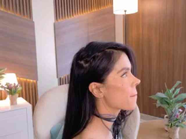 EmmaaFoster webcam