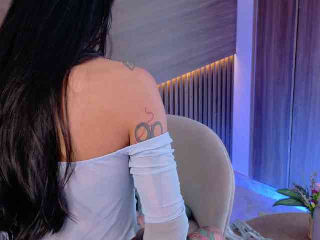 模特: EmmaaFoster
