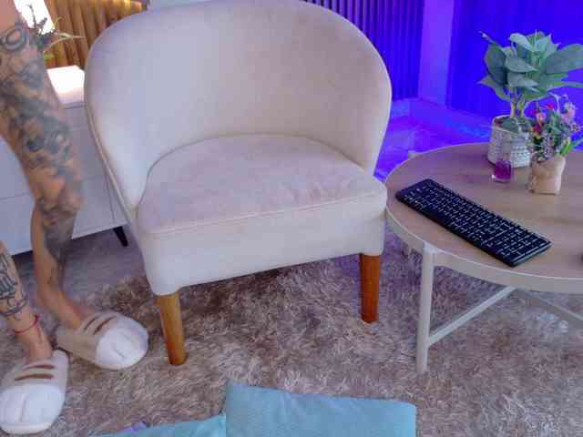EmmaaFoster webcam