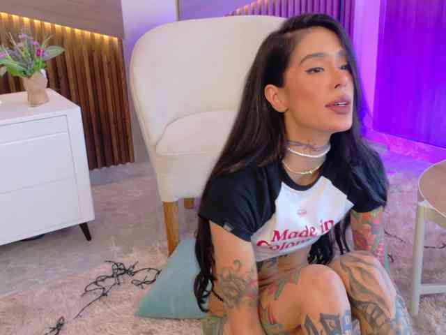 EmmaaFoster webcam