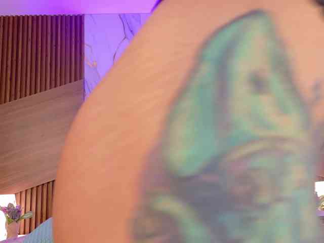 EmmaaFoster webcam