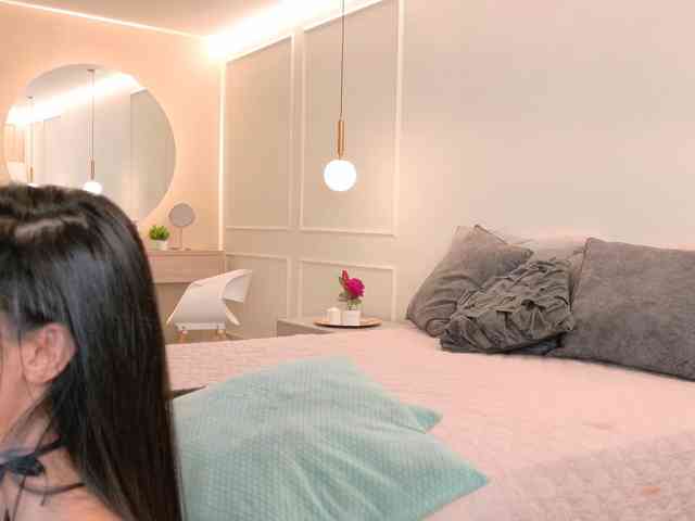 EmmaaFoster webcam