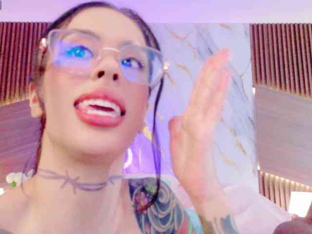 EmmaaFoster webcam