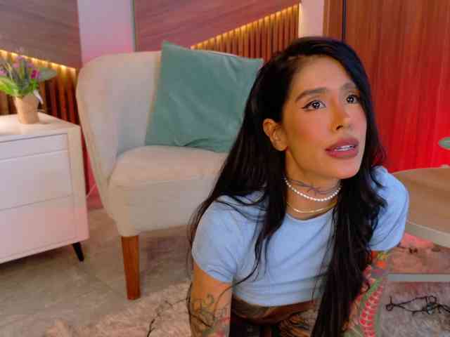EmmaaFoster webcam