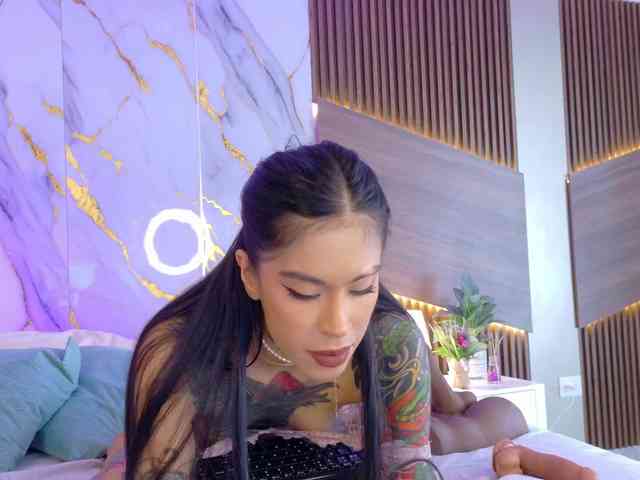 EmmaaFoster webcam