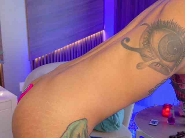 EmmaaFoster webcam