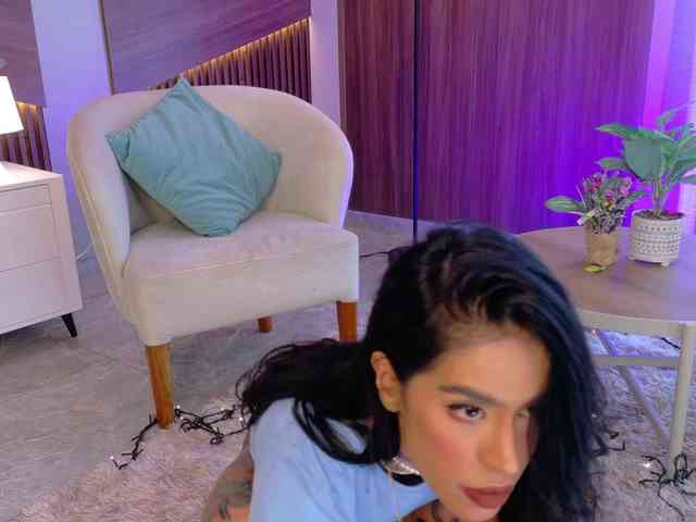 Modelo: EmmaaFoster