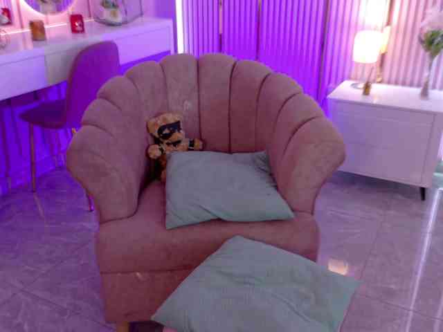 EmmaaFoster webcam
