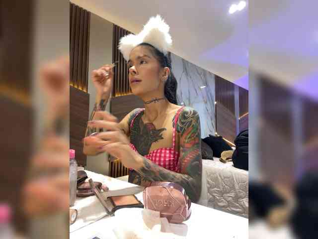 EmmaaFoster webcam