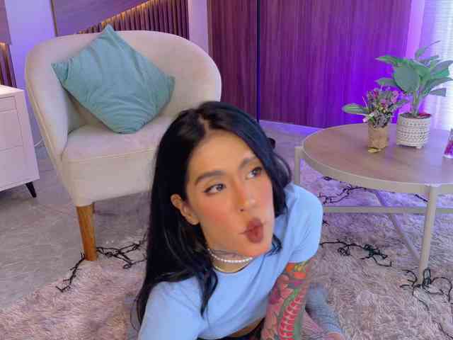 Modelo: EmmaaFoster