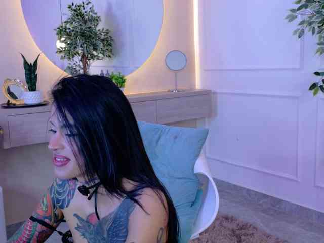 EmmaaFoster webcam