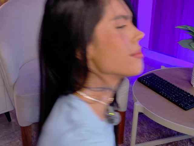 EmmaaFoster webcam