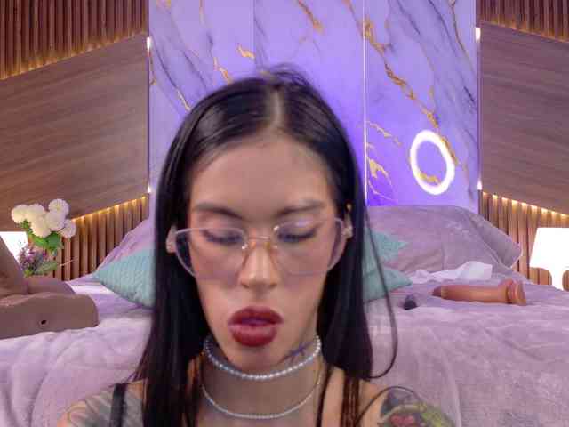 EmmaaFoster webcam