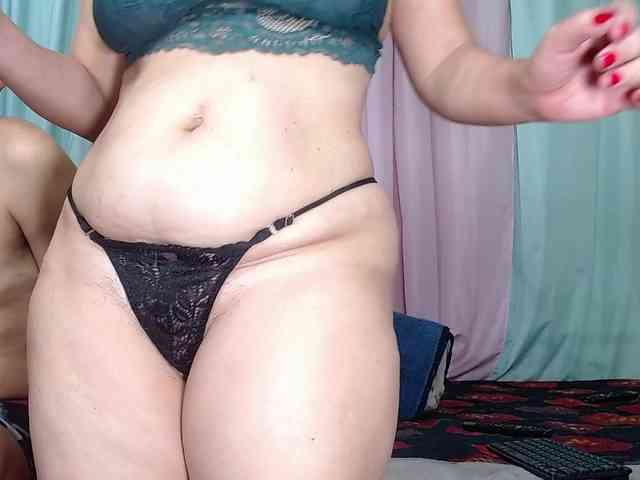 DonatelaHotCouple webcam