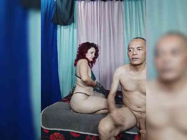 Modelo: DonatelaHotCouple