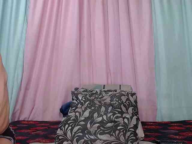 DonatelaHotCouple webcam