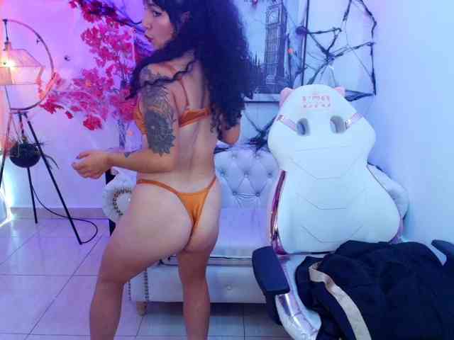 Amber-Roussexx