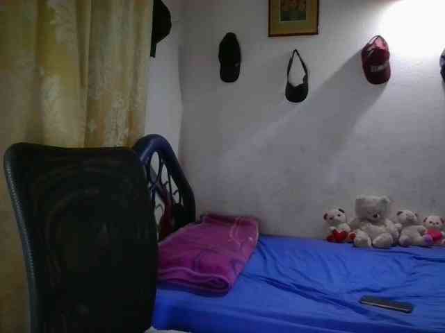 aleja01201 Sex Cam Show