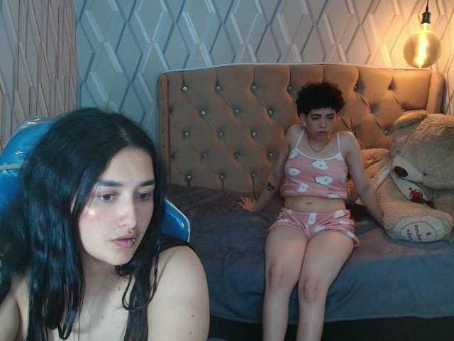 Live трансляция MeganAndRachelBlack - Runet.cam