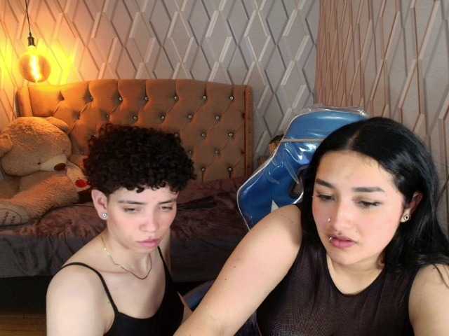 MeganAndRachelBlack live cam on BongaCams