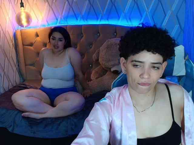 MeganAndRachelBlack webcam