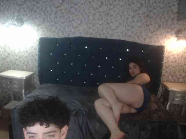 MeganAndRachelBlack webcam