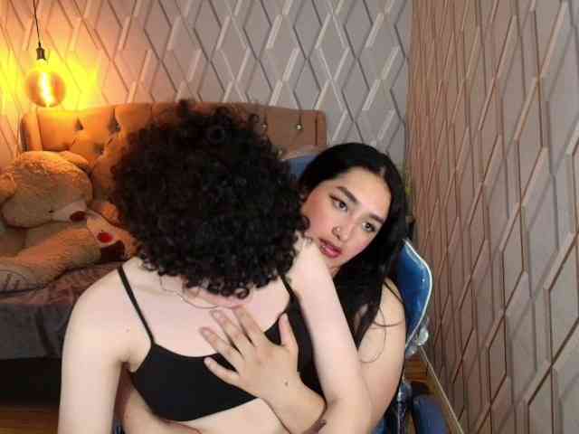MeganAndRachelBlack webcam