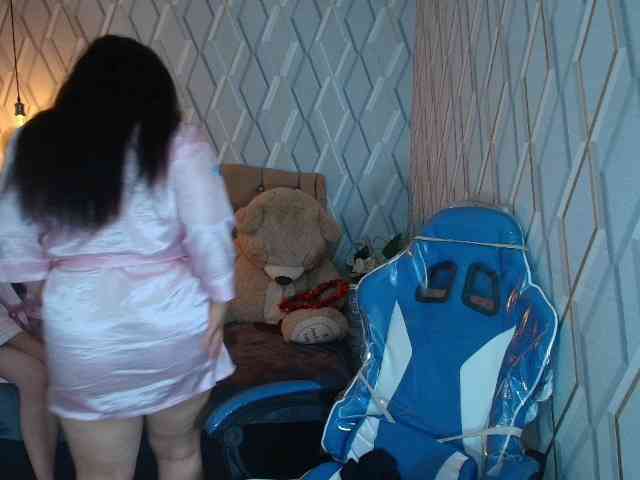 MeganAndRachelBlack webcam