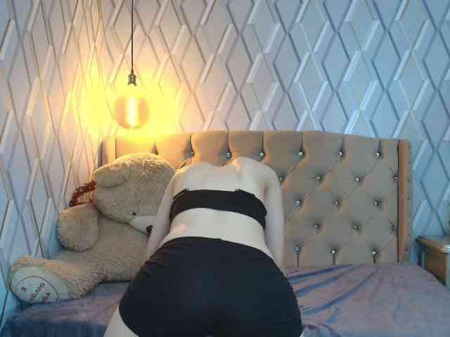 MeganAndRachelBlack webcam