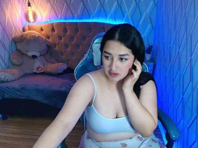 MeganAndRachelBlack webcam