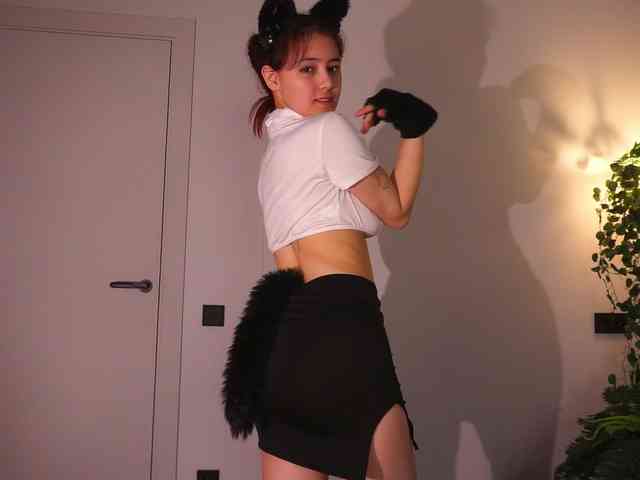 CuteKittya webcam