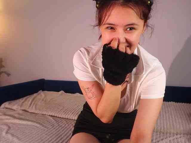 CuteKittya webcam