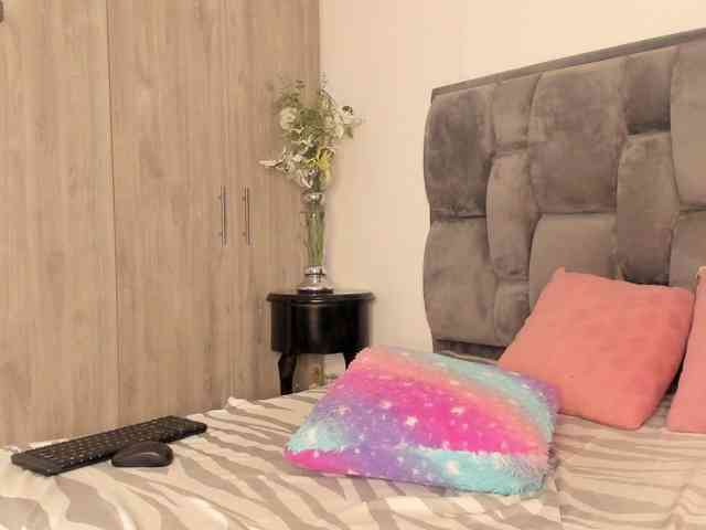 NaniGinger webcam