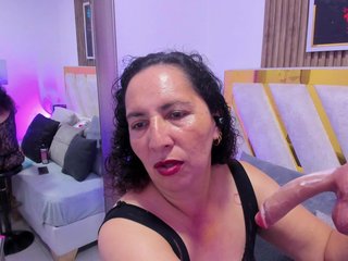 Luna-Naughty1