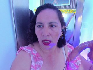 Luna-Naughty1