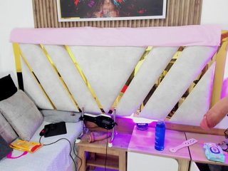 Luna-Naughty1 Porn Show