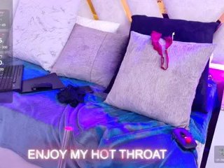 Luna-Naughty1 Porn Show
