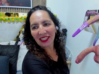 Luna-Naughty1 Porn Show