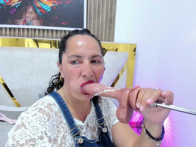 Luna-Naughty1