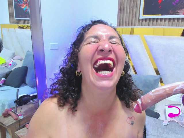 Luna-Naughty1 live cam on BongaCams