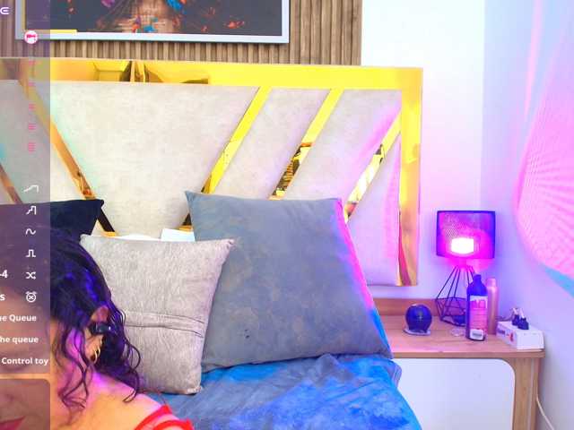 Luna-Naughty1