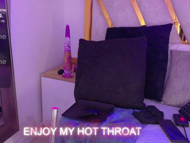 Luna-Naughty1