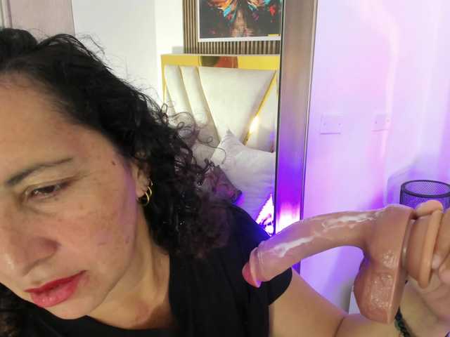 Luna-Naughty1