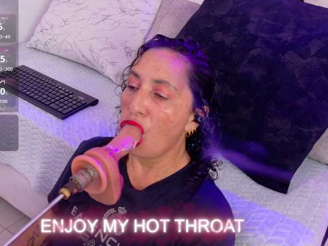 Luna-Naughty1