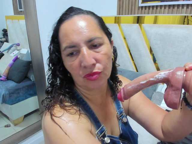 Luna-Naughty1